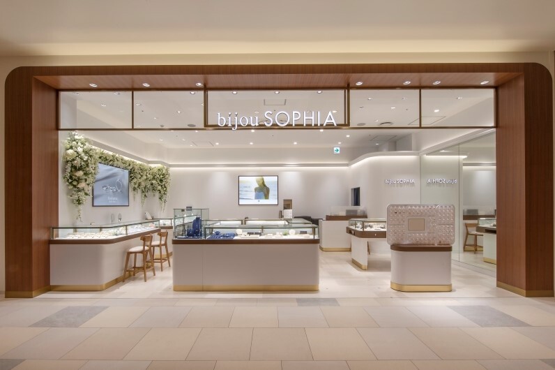 bijou SOPHIA ららぽーと福岡店（フェスタリア ビジュソフィア）の店舗 