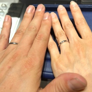 銀座ダイヤモンドシライシ 京都本店_試着写真（結婚指輪・婚約指輪）