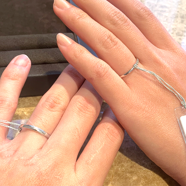 ビジュピコ 大阪店_試着写真（結婚指輪・婚約指輪）
