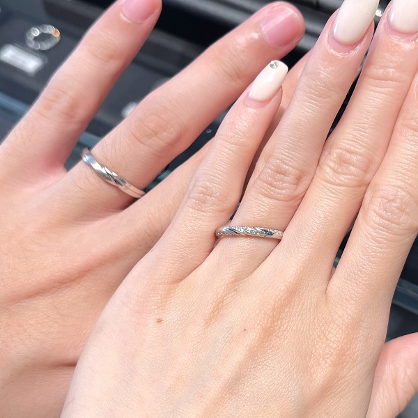 エクセルコ ダイヤモンド 青山店_試着写真（結婚指輪・婚約指輪）