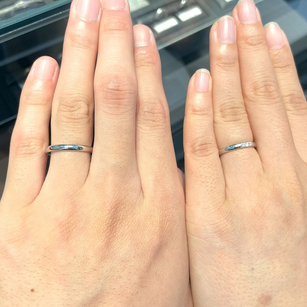 エクセルコ ダイヤモンド 大宮店_試着写真（結婚指輪・婚約指輪）
