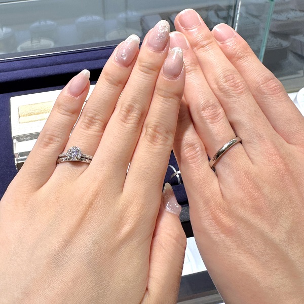 ビジュピコ 銀座店_試着写真（結婚指輪・婚約指輪）