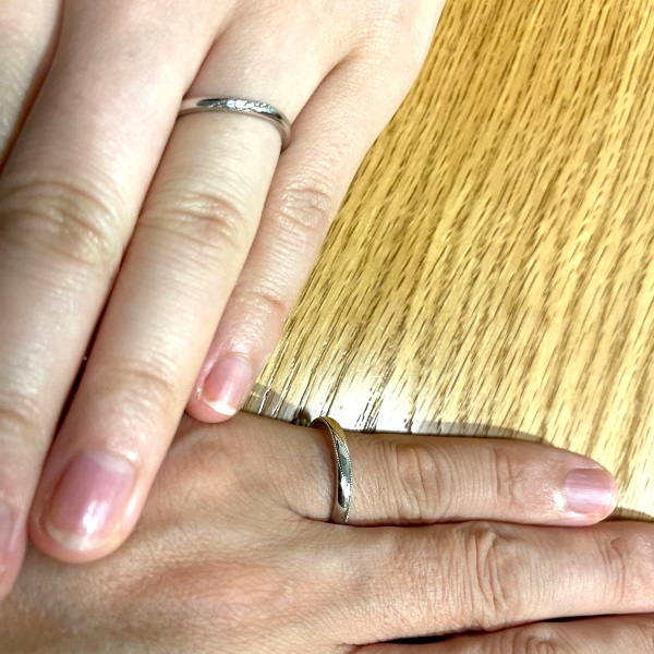 ビジュピコ 横浜元町店_試着写真（結婚指輪・婚約指輪）