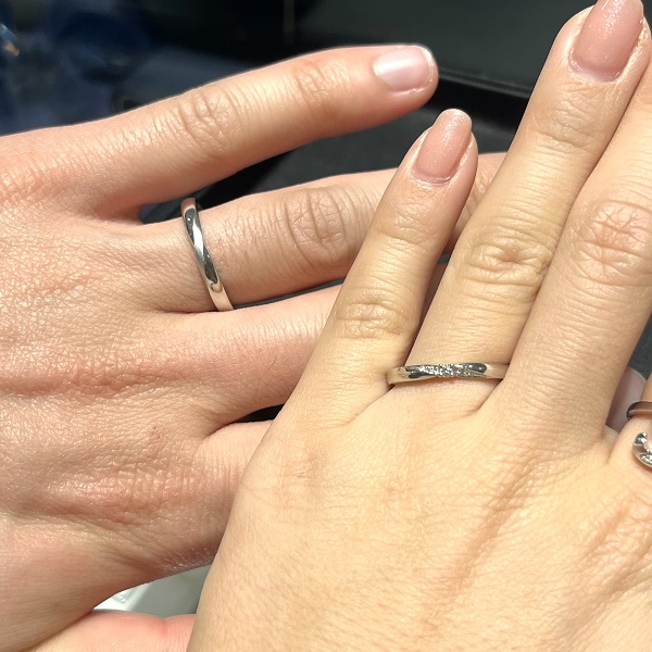 エクセルコ ダイヤモンド 名古屋ユニモール店_試着写真（結婚指輪・婚約指輪）