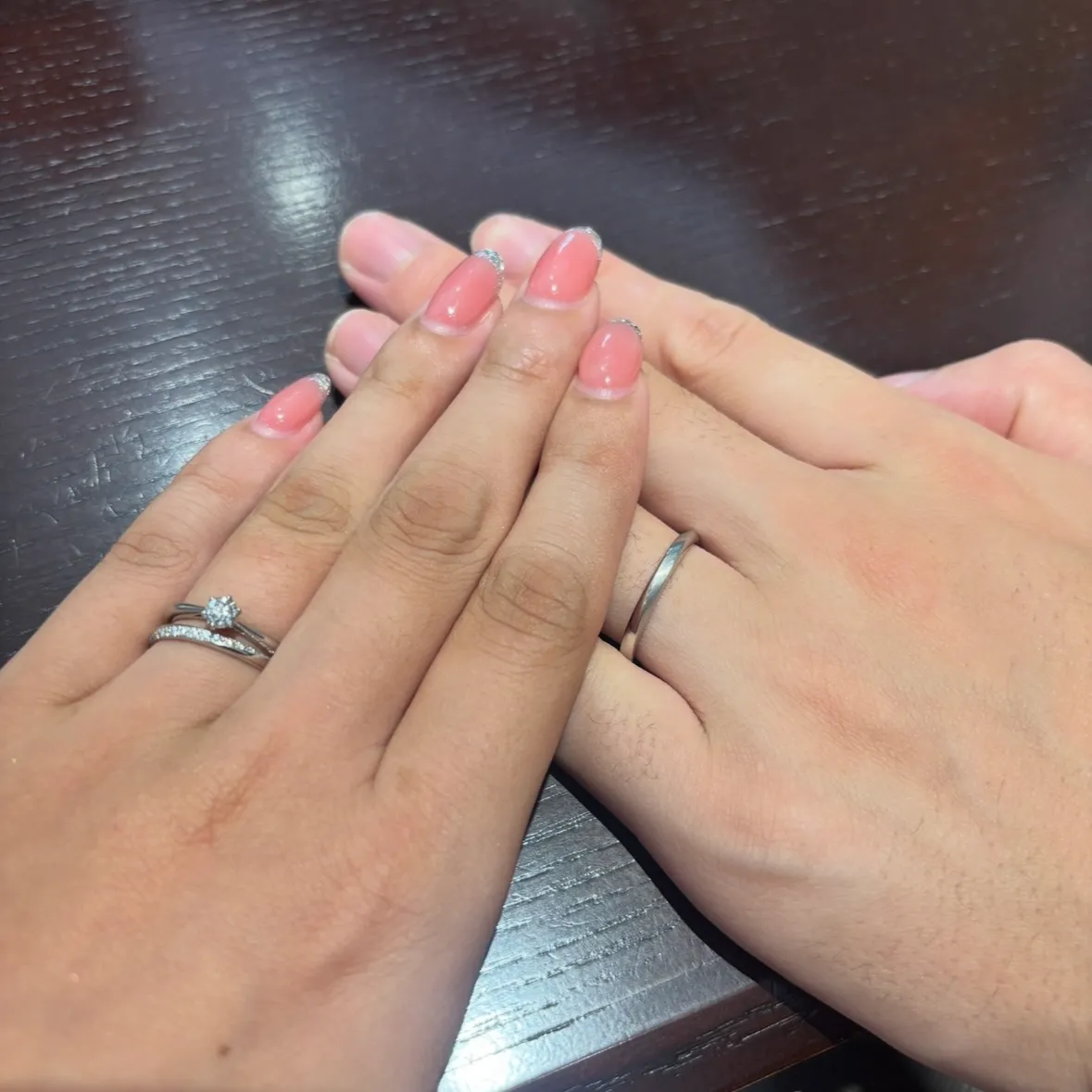 ビジュピコ 名古屋店_試着写真（結婚指輪・婚約指輪）