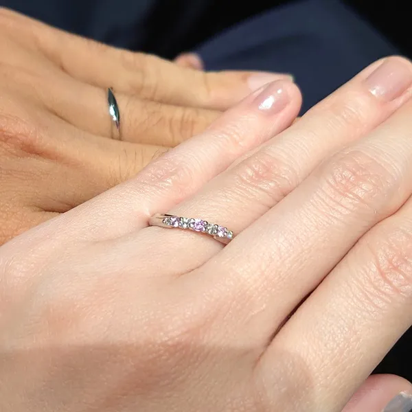 銀座ダイヤモンドシライシ 小倉店_試着写真（結婚指輪・婚約指輪）