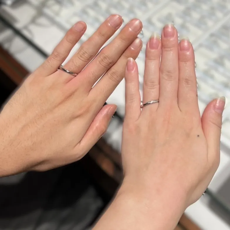 銀座ダイヤモンドシライシ 銀座並木通り本店_試着写真（結婚指輪・婚約指輪）