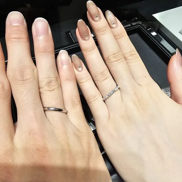 エクセルコ ダイヤモンド 青山店_試着写真（結婚指輪・婚約指輪）