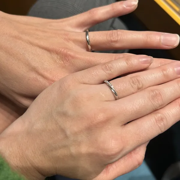 エクセルコ ダイヤモンド心斎橋店_試着写真（結婚指輪・婚約指輪）