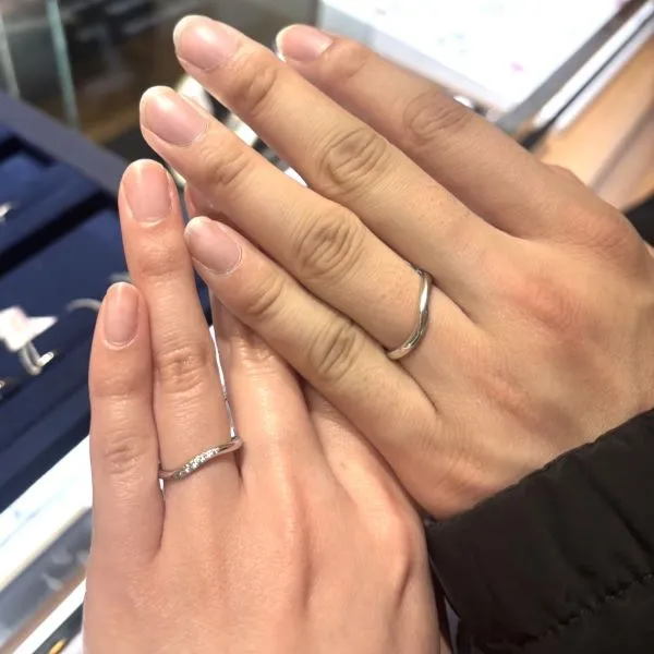 ビジュピコ 仙台店_試着写真（結婚指輪・婚約指輪）