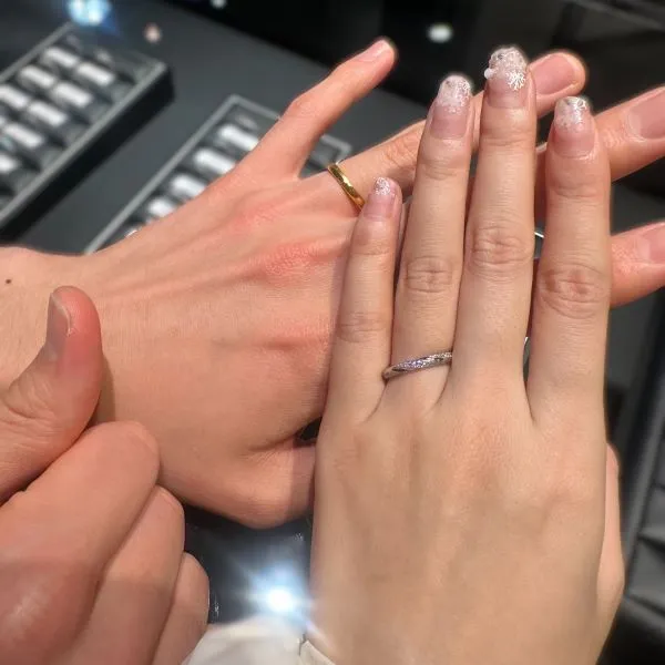 エクセルコ ダイヤモンド 東京本店_試着写真（結婚指輪・婚約指輪）