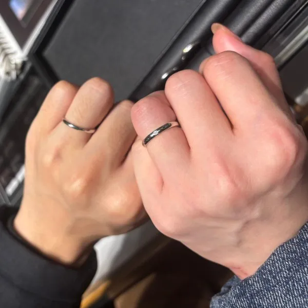 エクセルコ ダイヤモンド 福岡店_試着写真（結婚指輪・婚約指輪）